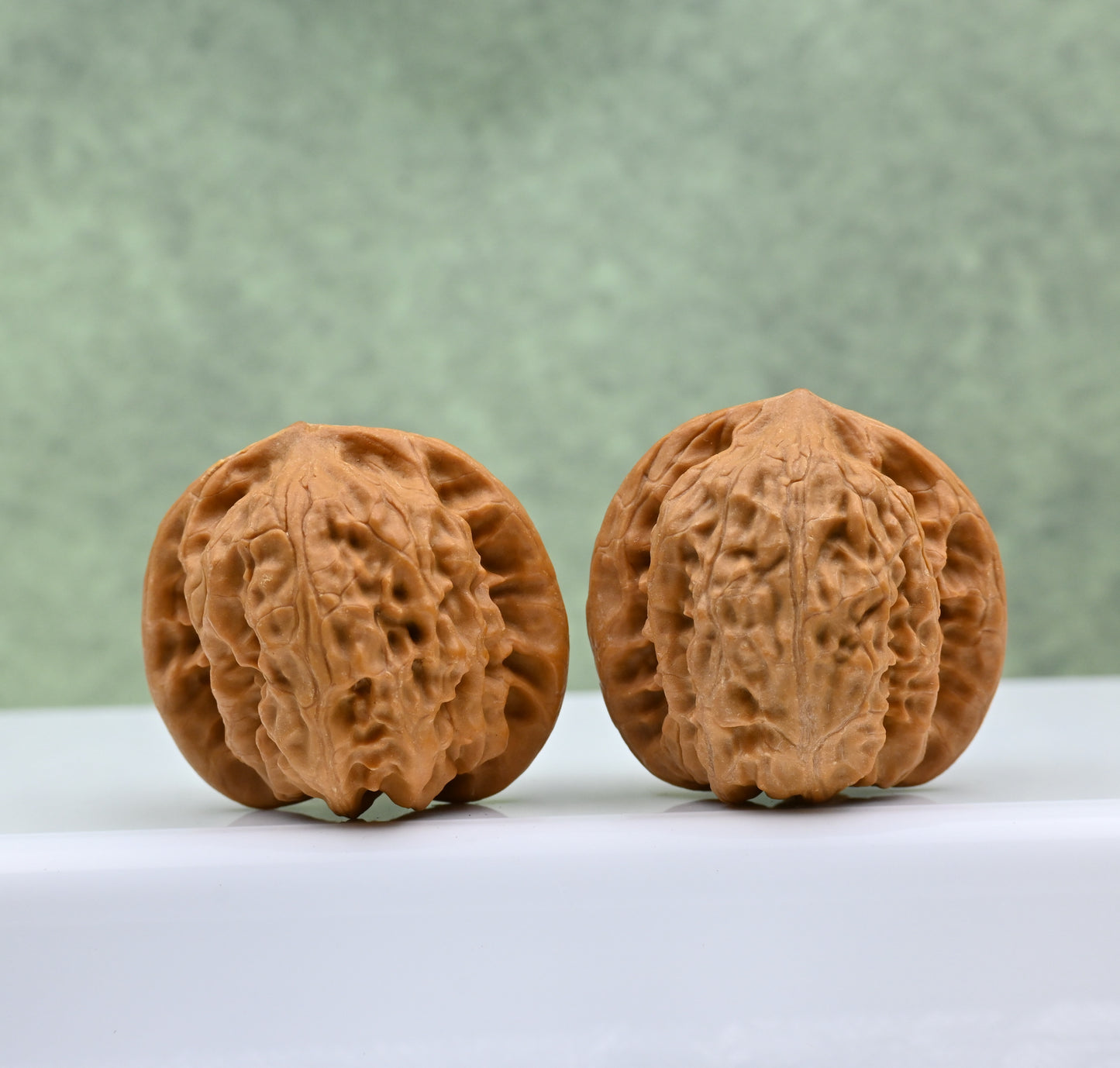 Wild Wolf Hand-Rubbed Wenwan Walnuts - Natural Stress Relief｜0804